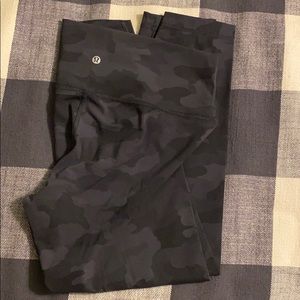 Camo Lululemon Wunder Under